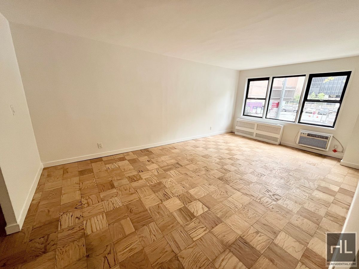 Building Photo - EAST 36 STREET