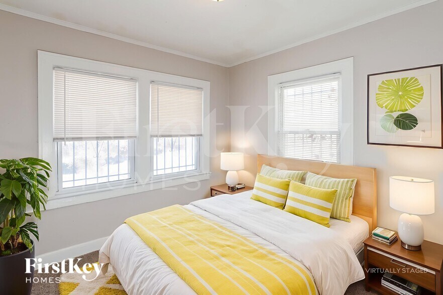 Building Photo - 5004 Michigan Ave