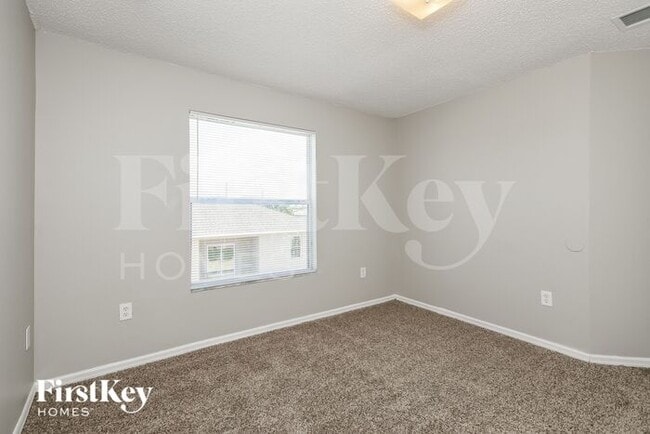 Building Photo - 2358 Rock Dr