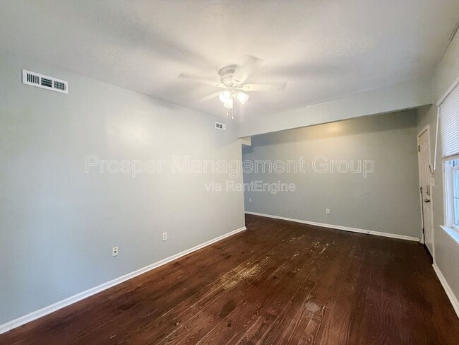 Building Photo - 4 Woodall Ct