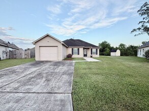 Building Photo - BEAUTIFUL 3 bedroom home in Prairieville