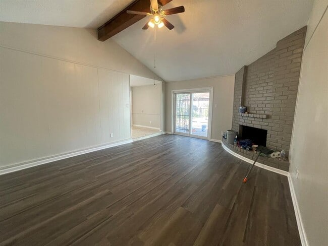 Building Photo - 10503 Cook Rd