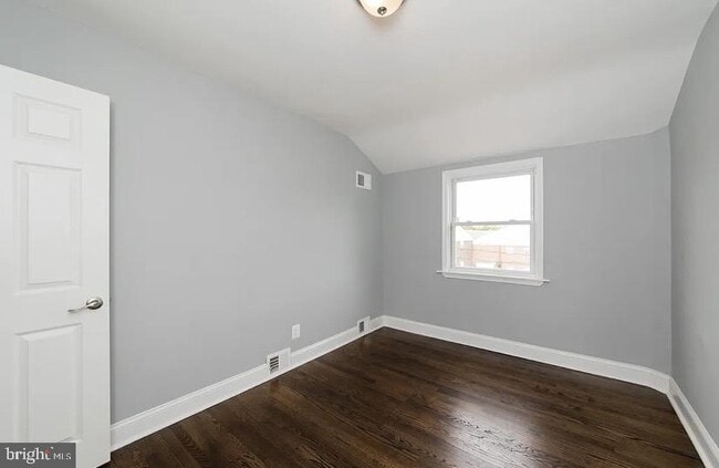 Building Photo - 1224 Winston Ave