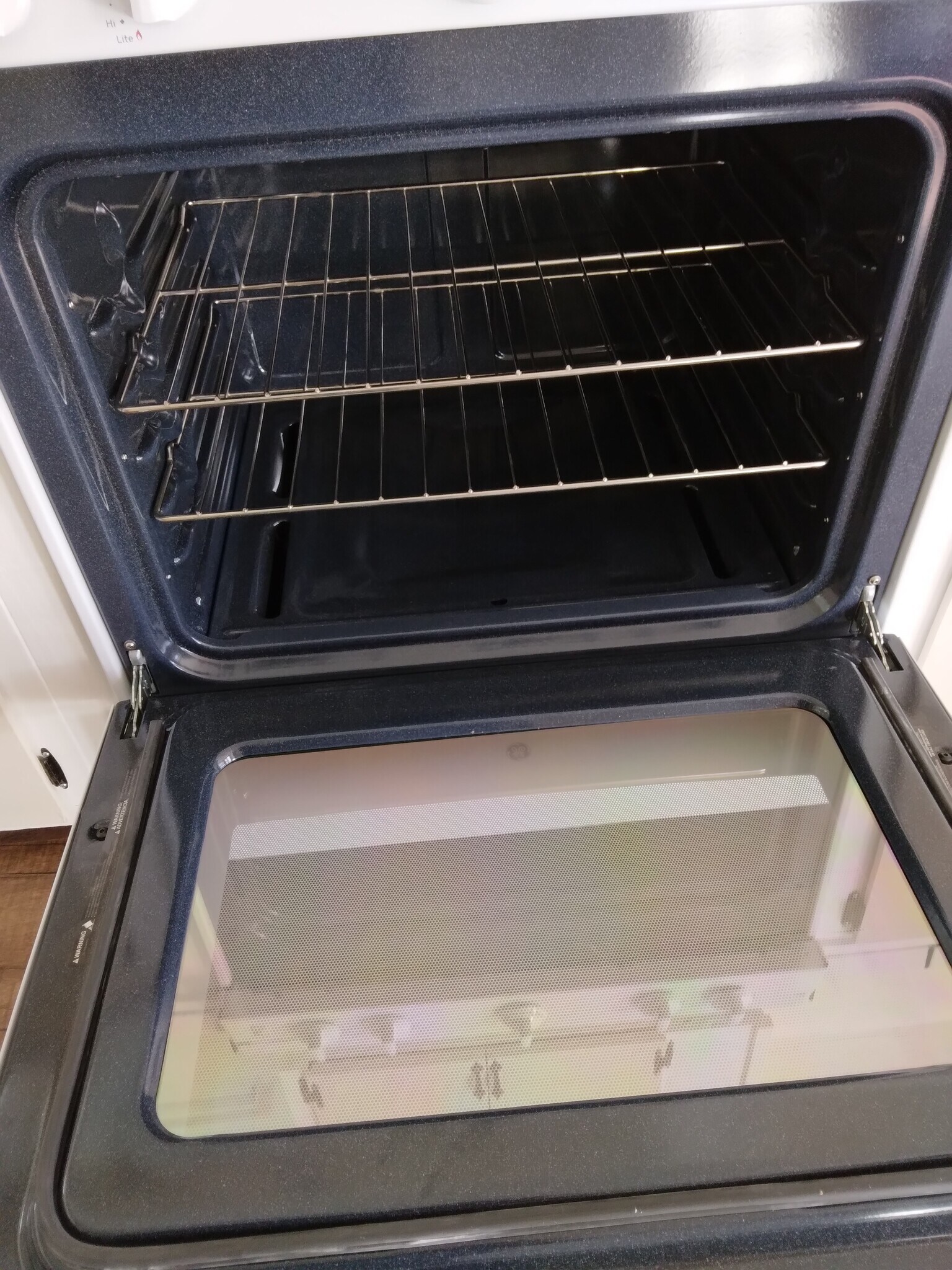 Building Photo - 3300 Portola Dr