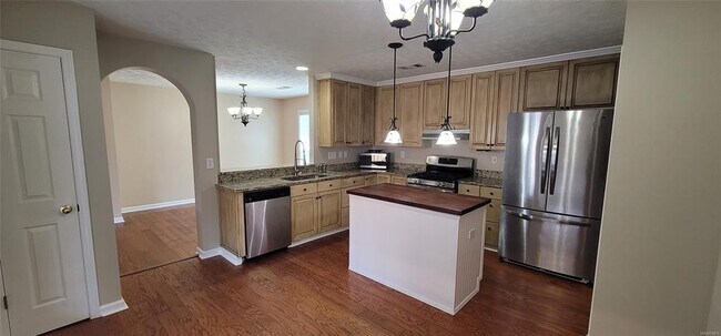 Building Photo - 4716 Harvest Way