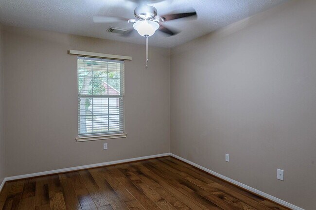 Building Photo - 19 Wild Orchid Ct