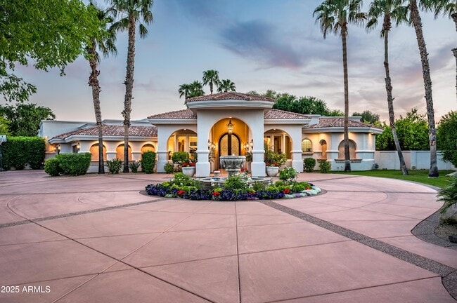 Building Photo - 6649 E Berneil Dr