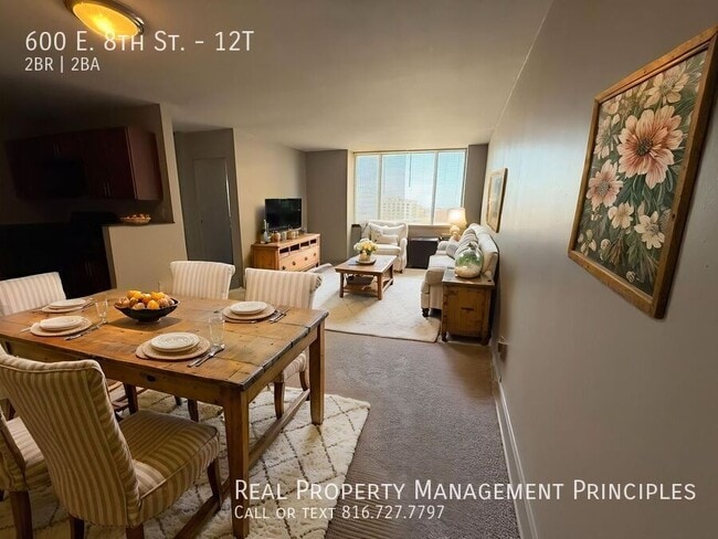 Primary Photo - 600 E 8th St