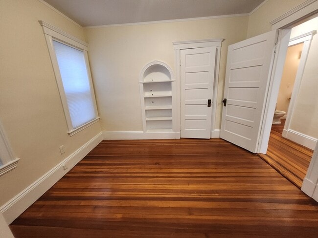 Building Photo - 19 Granville Rd