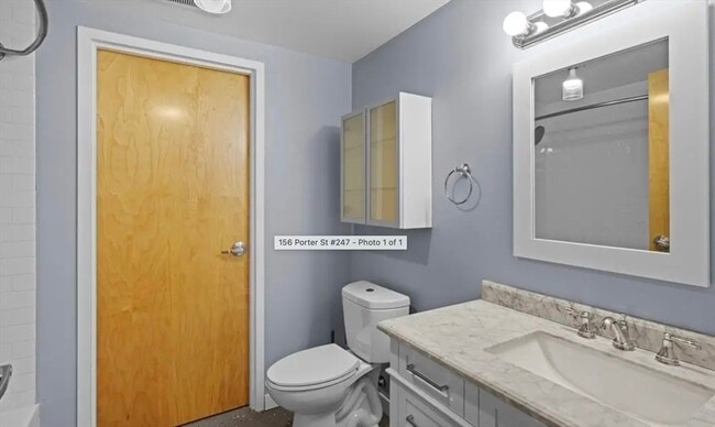 Building Photo - 156 Porter St