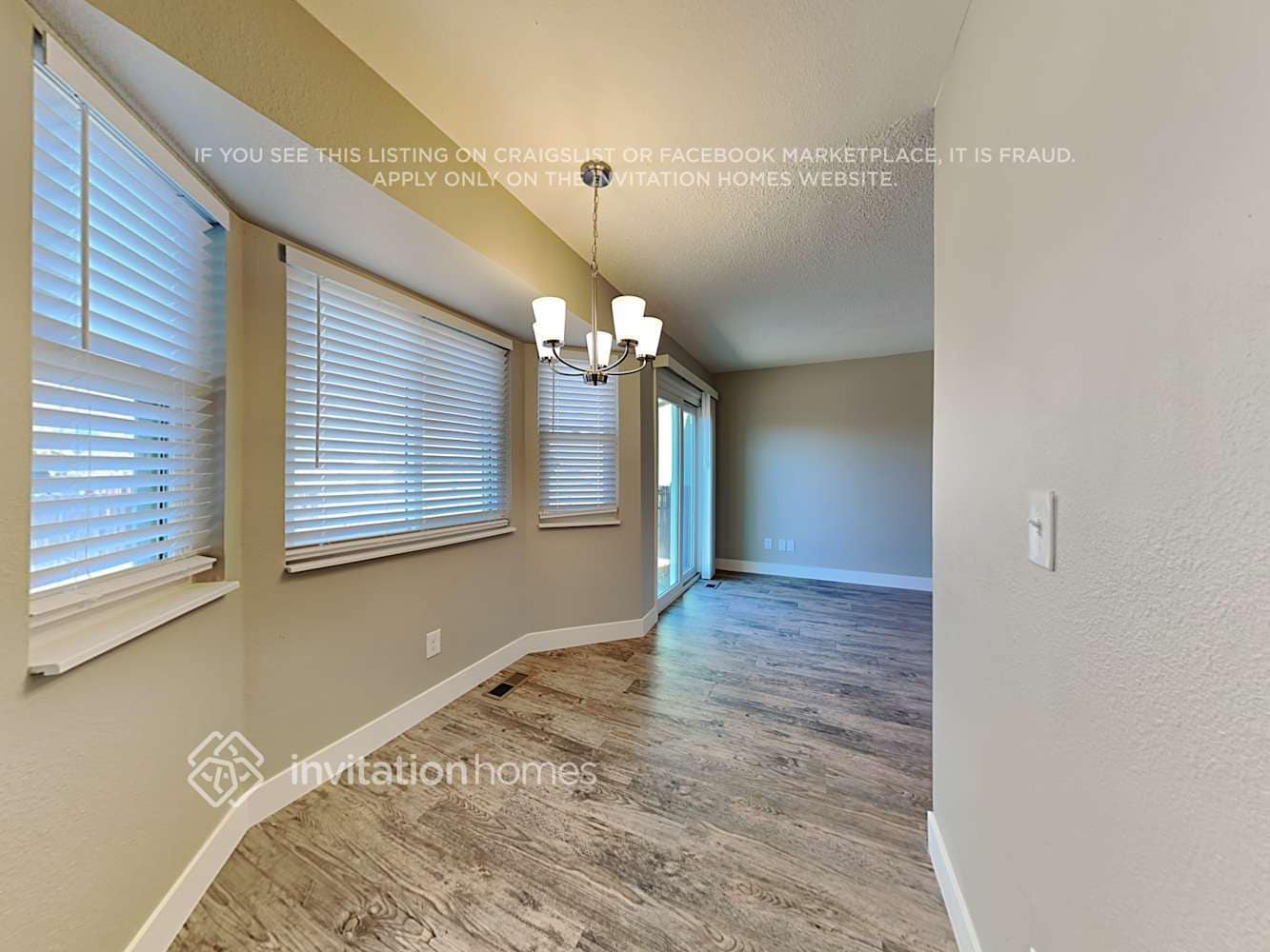 Building Photo - 1125 Hallamwood Dr