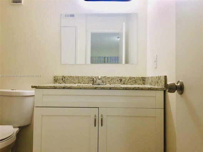 Building Photo - 10440 SW 156th Ct