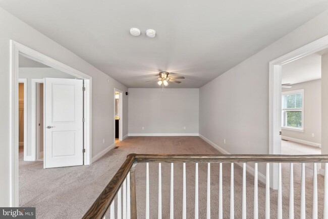Building Photo - 38 Lacey Ln