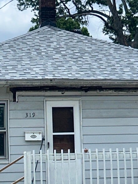 Building Photo - 319 W Corbin St