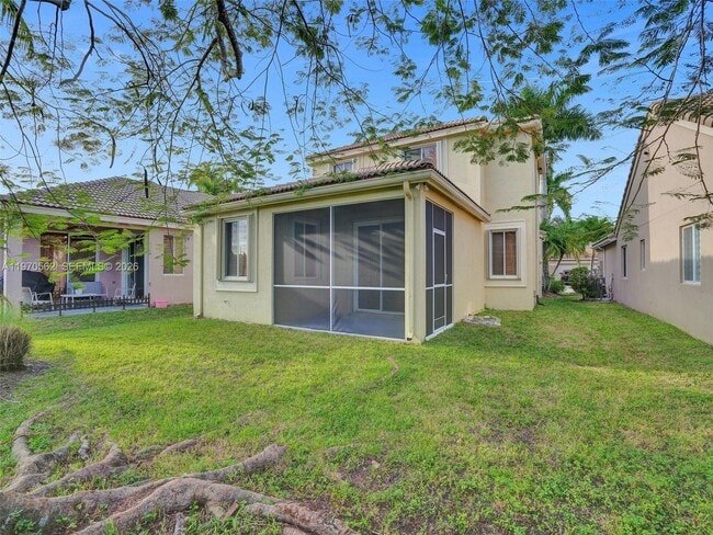 Building Photo - 488 Conservation Dr