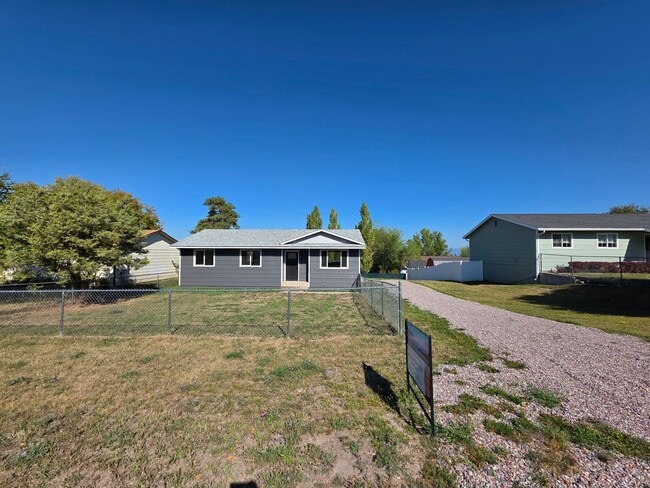 Building Photo - Perfectly remodeled 3BDR/1BA Single-level house in Polson!