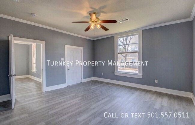 Building Photo - 1019 S Booker St