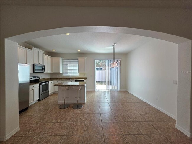 Building Photo - 9464 Tawnyberry St