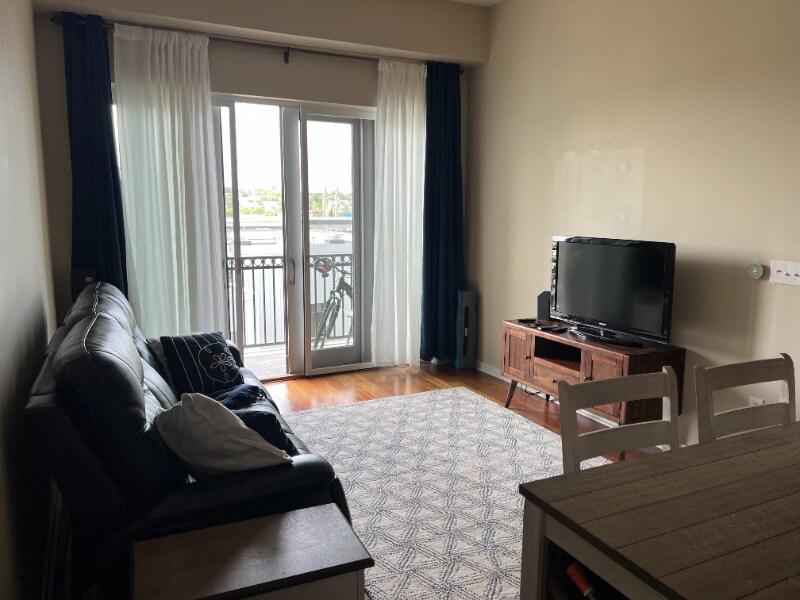 Building Photo - 530 Harlan Blvd