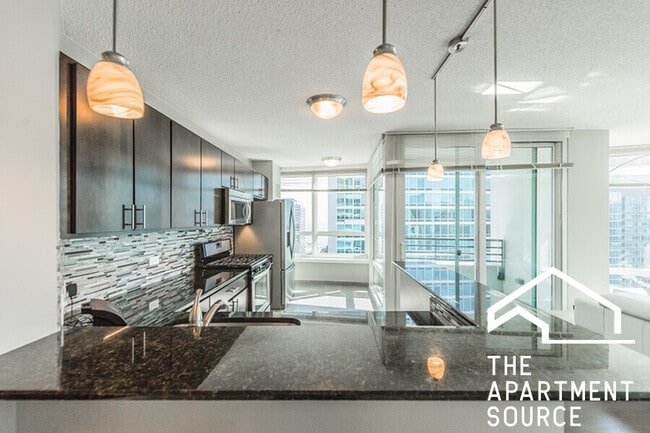 Building Photo - 345 E Ohio St