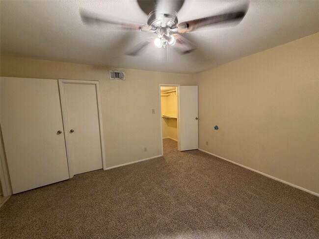 Building Photo - 14777 Wunderlich Dr