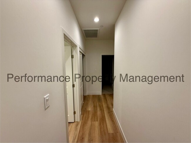 Building Photo - Stunning 3 Bed/3 Bath + Office River Ranch Home w/ RBP & $0 Deposit Option