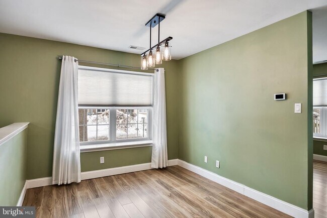 Building Photo - 101 Camber Ln