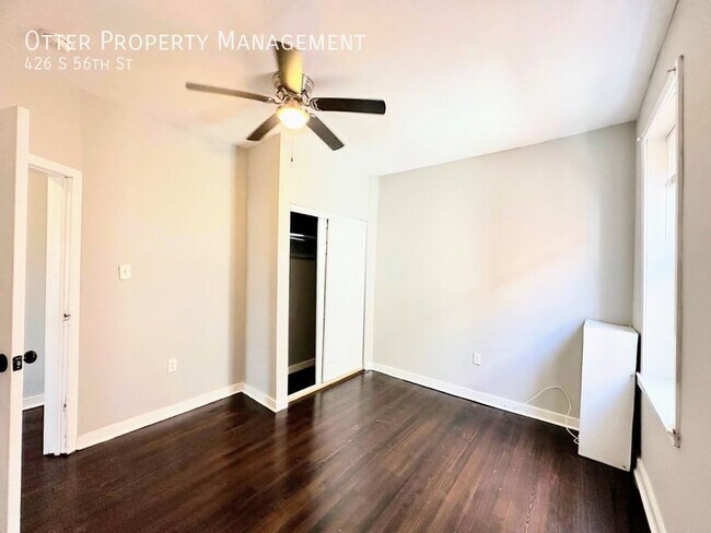 Building Photo - 426 S 56th St