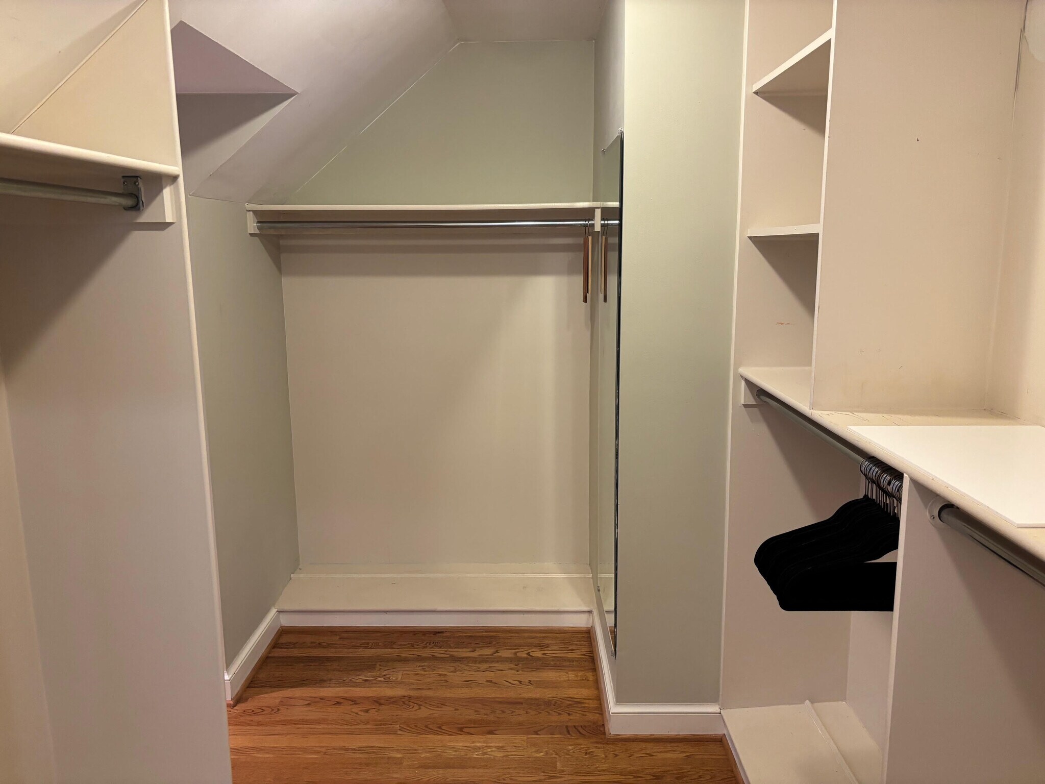 Building Photo - 5804 Searl Ter