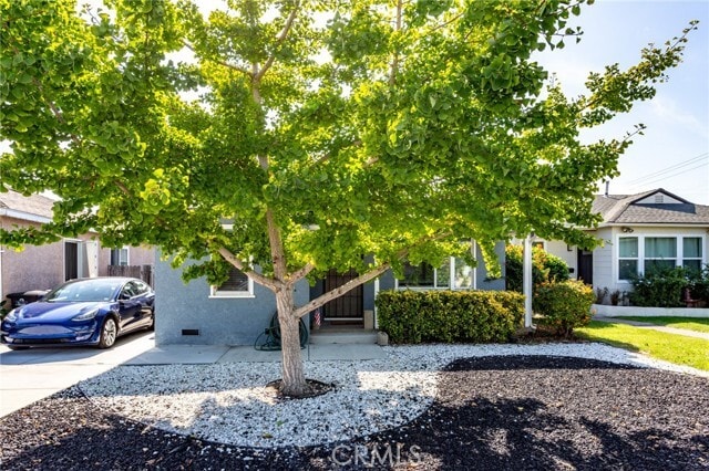 Building Photo - 4868 W 133rd St