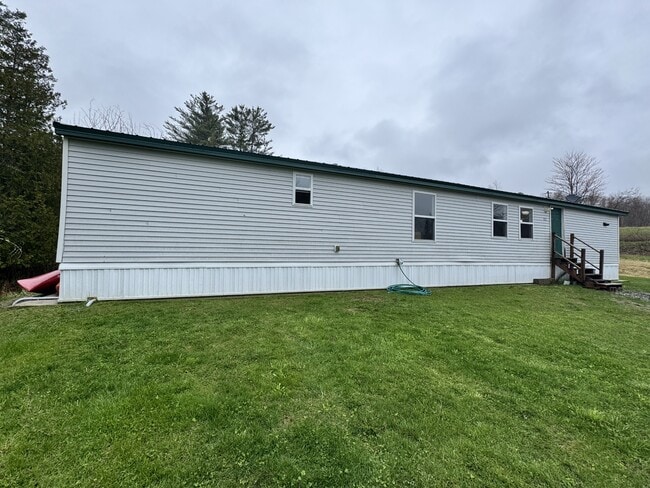 Primary Photo - 411 Monroe Rd