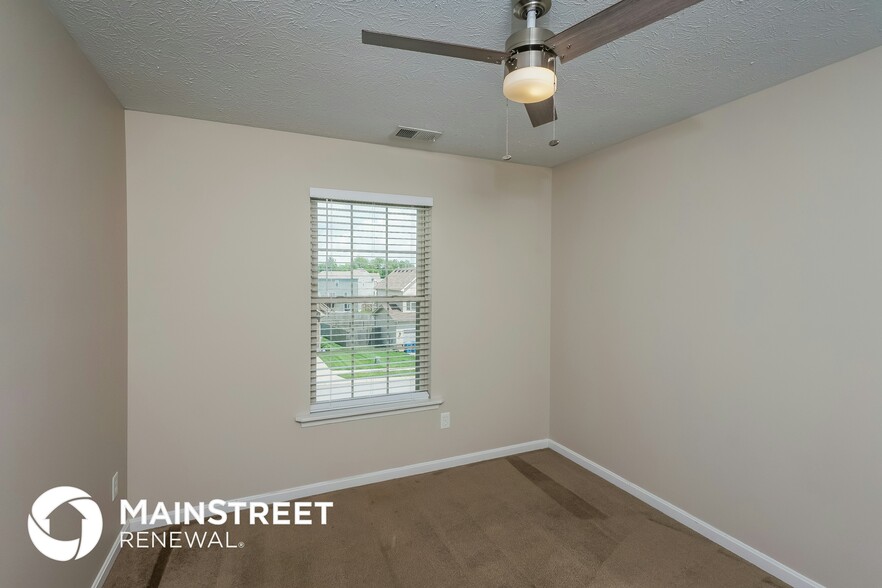 Building Photo - 104 Spring Leaf Ct