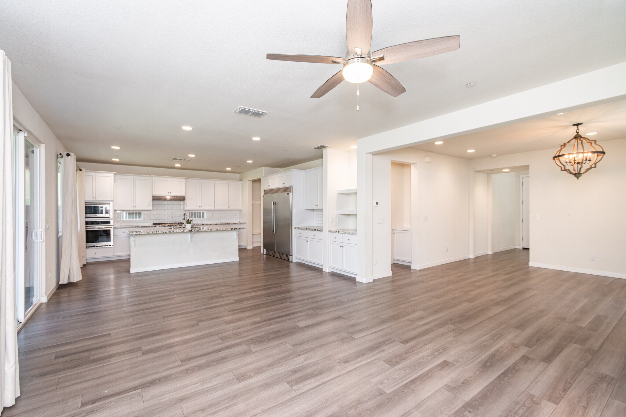 Building Photo - 4455 English Elm St