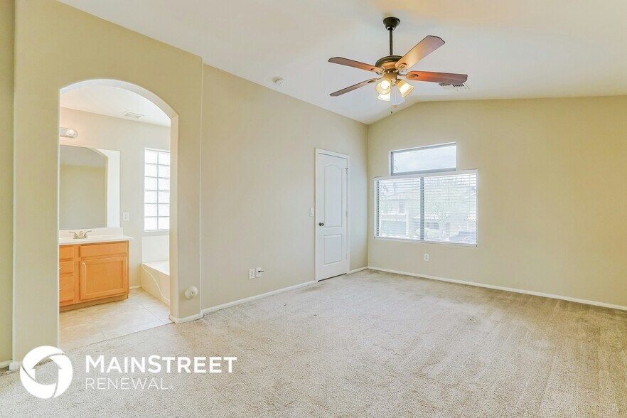 Building Photo - 2503 W White Feather Ln