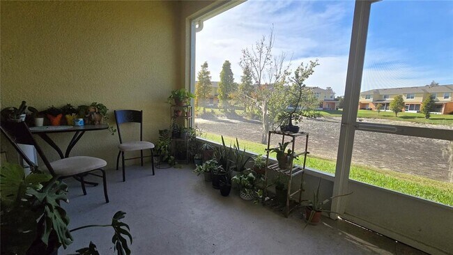 Building Photo - 4085 Shadetree Ln