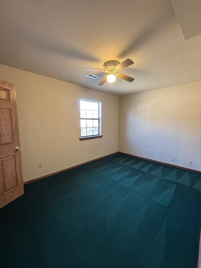 Building Photo - 284 Jefferson St