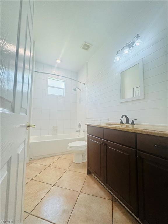 Building Photo - 7930 Sandelwood Cir W