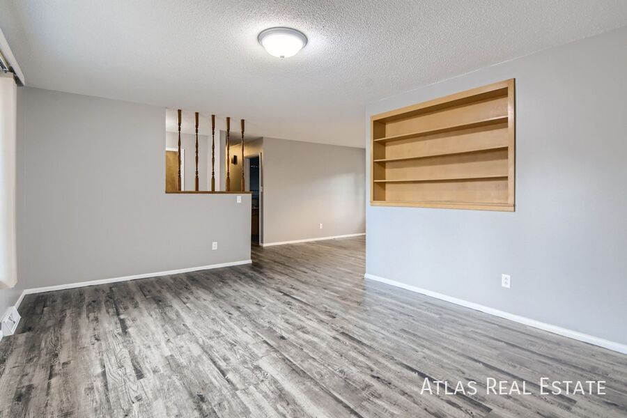 Building Photo - 2306 Zane Pl