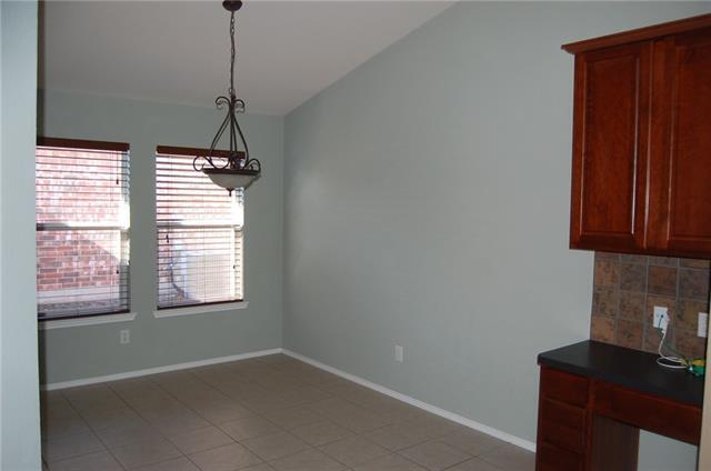 Building Photo - 5313 Comanche Wells Dr