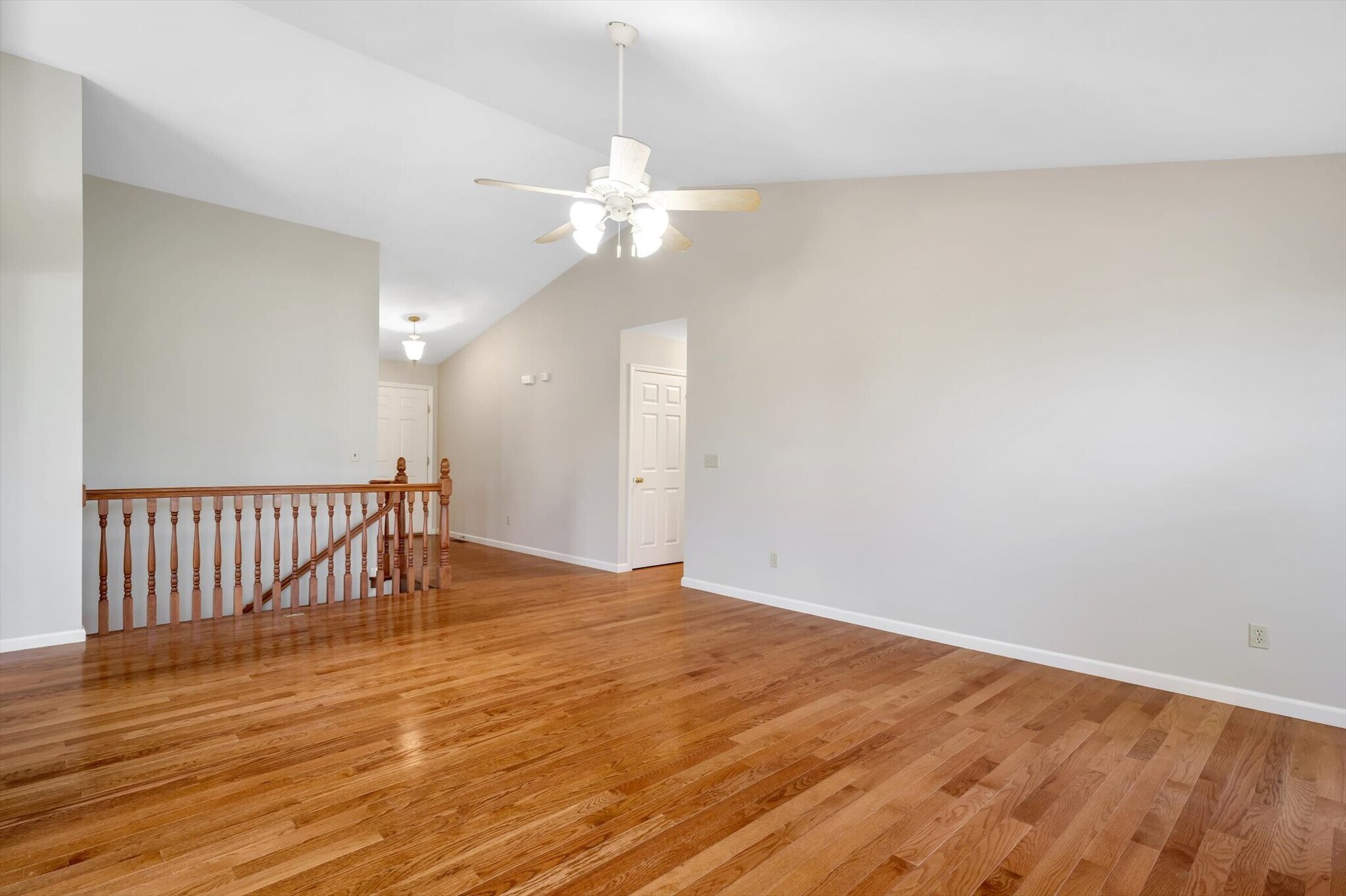 Building Photo - 1583 Briarchase Dr