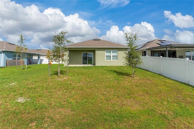 Building Photo - 1982 King Ranch St