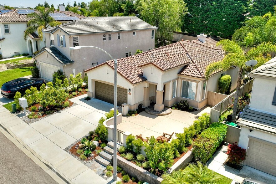 Primary Photo - 1174 Mariposa Rd