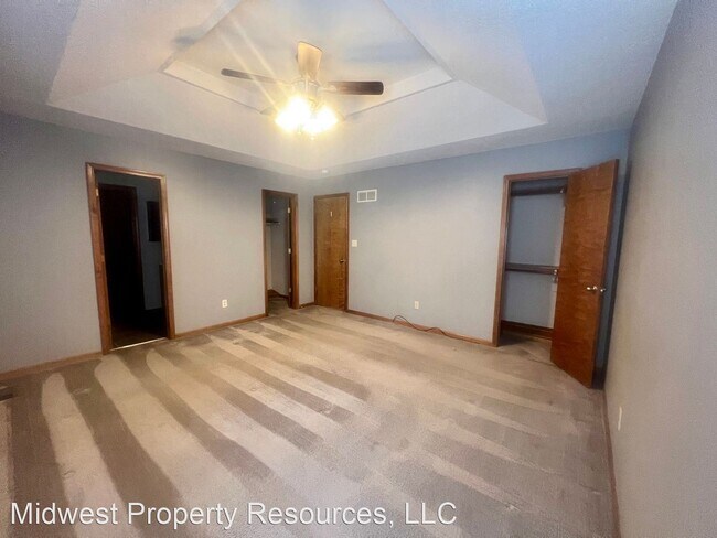 Building Photo - 3 br, 2 bath House - 1100 NE Ball Dr