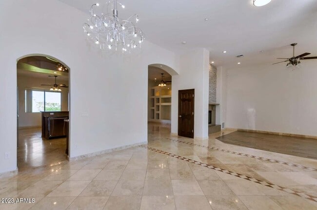 Building Photo - 15842 E Sunflower Dr
