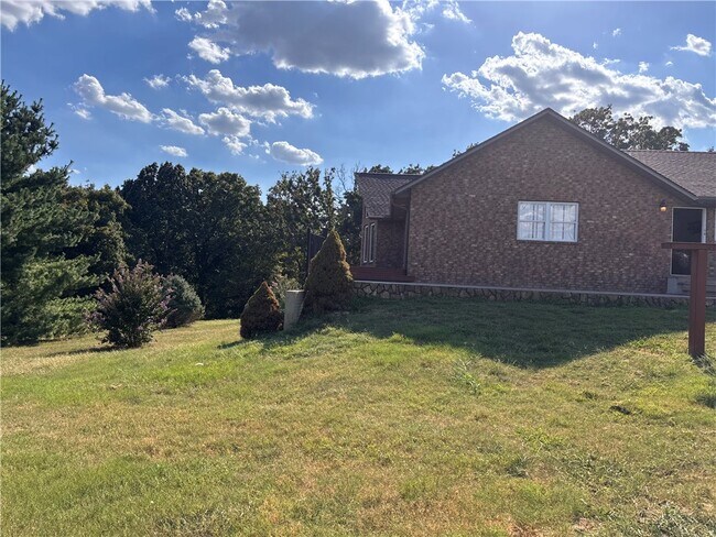 Building Photo - 15262 Shipe Rd