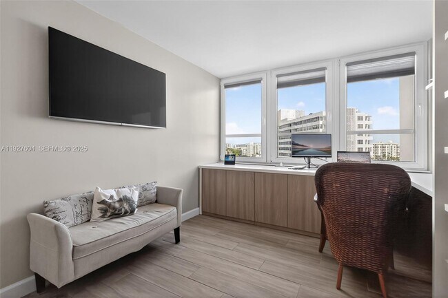 Building Photo - 11 Island Ave