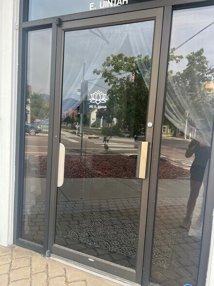 Outside of front door - 302 E Uintah St