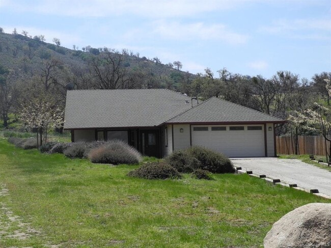 Building Photo - 27280 War Admiral Ct