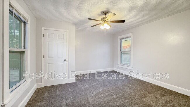 Building Photo - 2728 E Virginia Beach Blvd