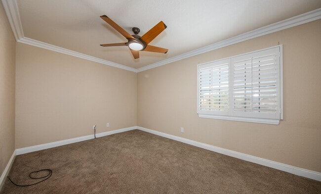 Building Photo - Beautiful 4 Bedroom Home on Cul-de-sac